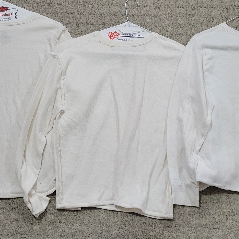 Men's top,ideal for winter,size says XL but it's been shrunk and is now small.